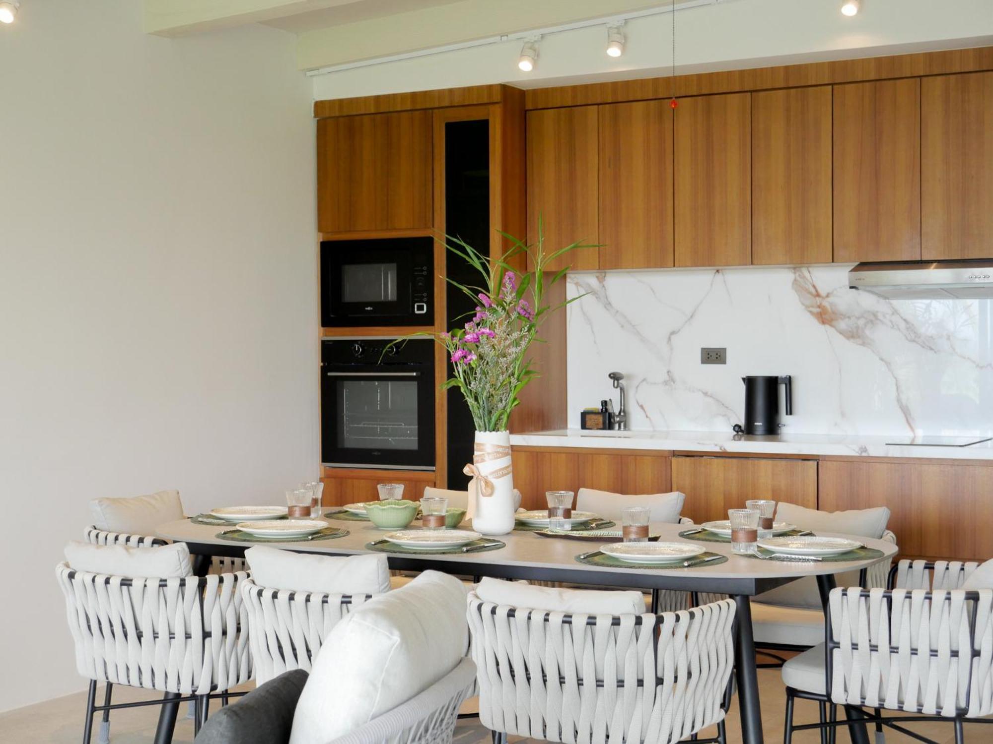 Beachside Apartment
