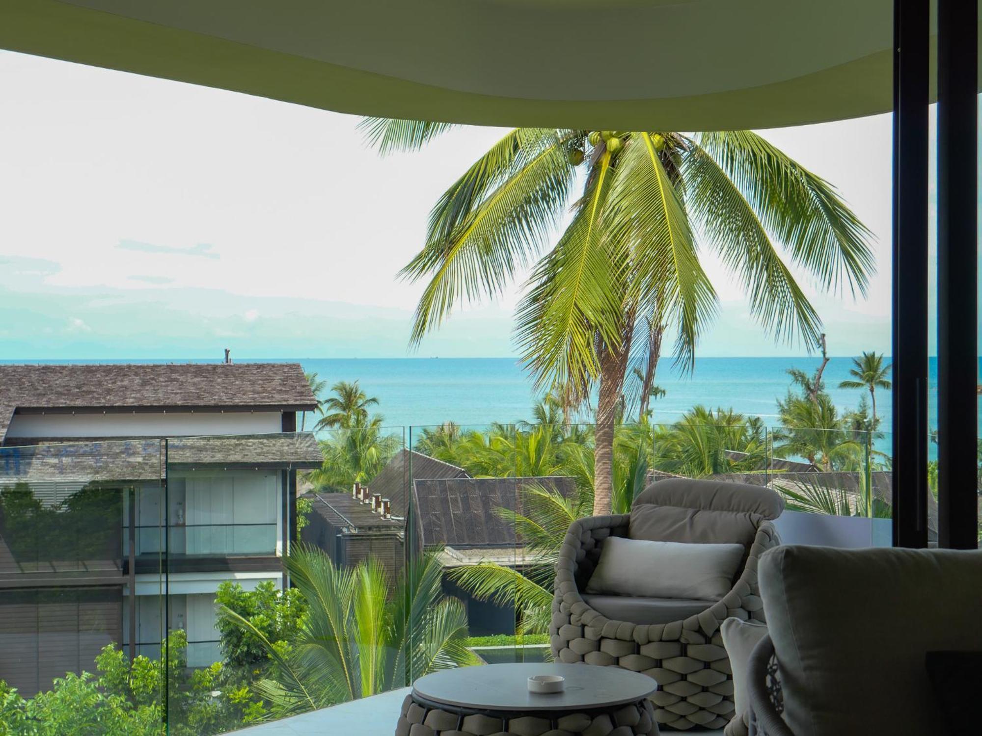 Beachside Apartment *